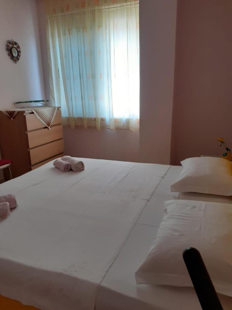 Ardo Apartament Durres Ngoại thất bức ảnh