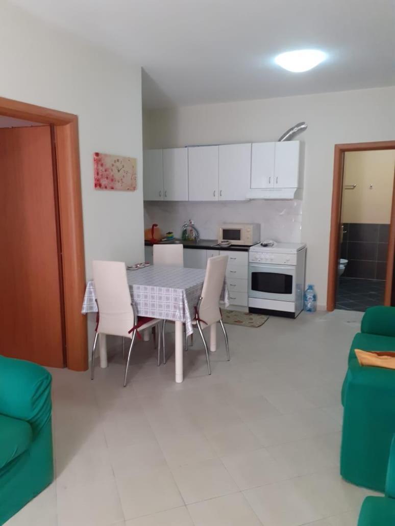 Ardo Apartament Durres Ngoại thất bức ảnh